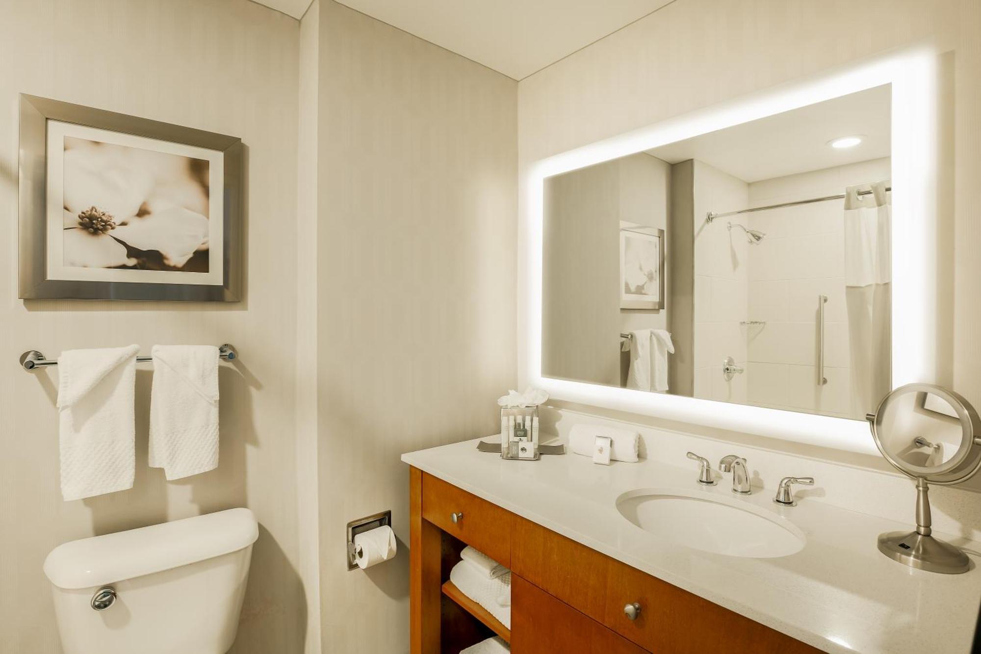 Hotel Doubletree By Hilton Atlanta Airport à College Park Extérieur photo