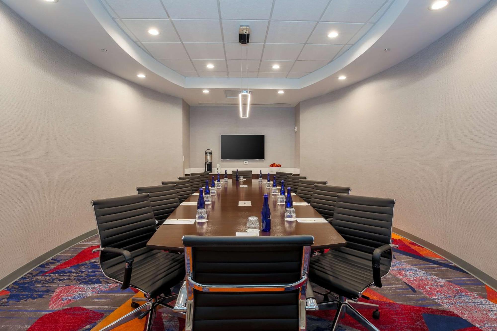 Hotel Doubletree By Hilton Atlanta Airport à College Park Extérieur photo