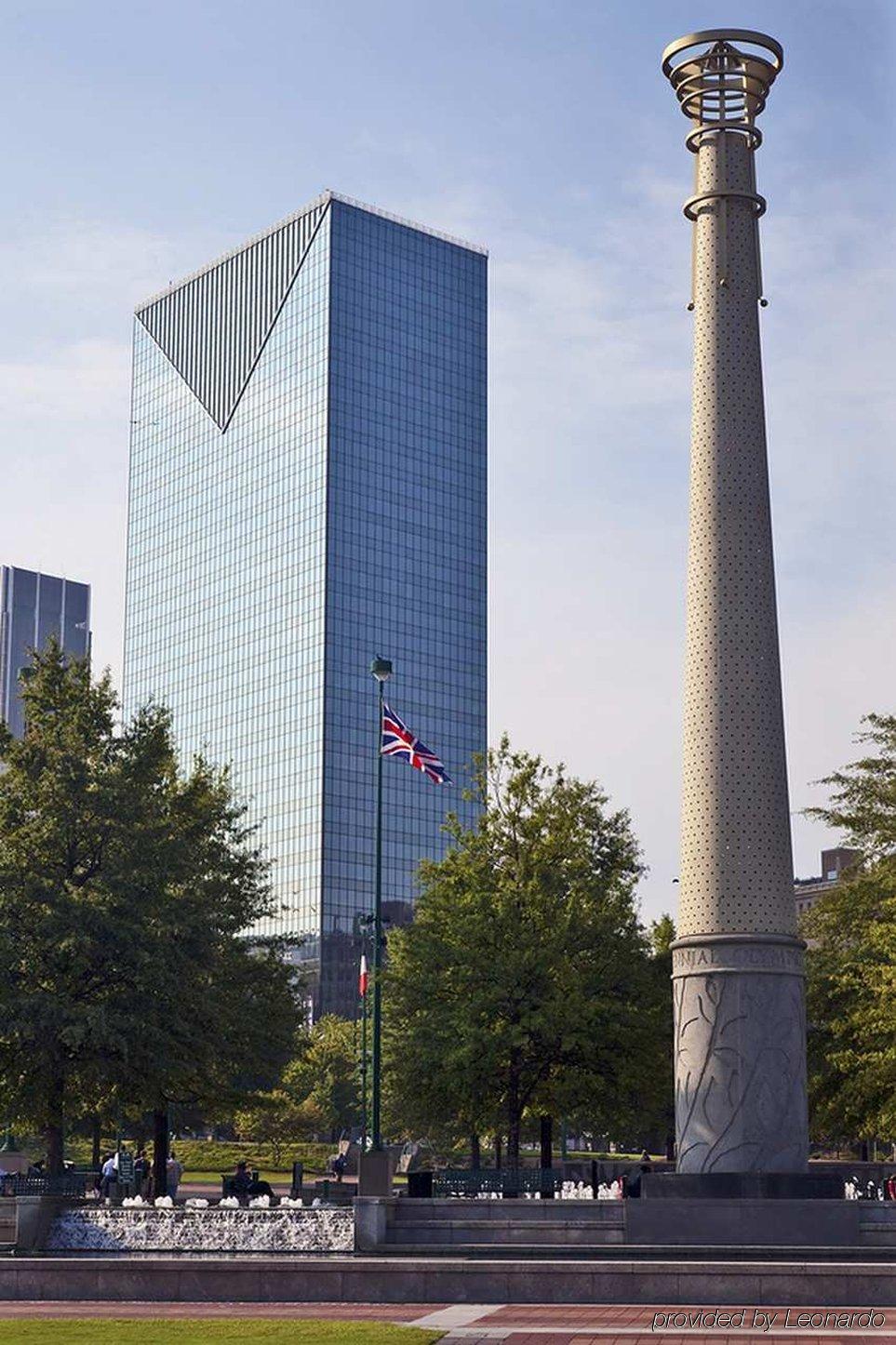 Hotel Doubletree By Hilton Atlanta Airport à College Park Extérieur photo