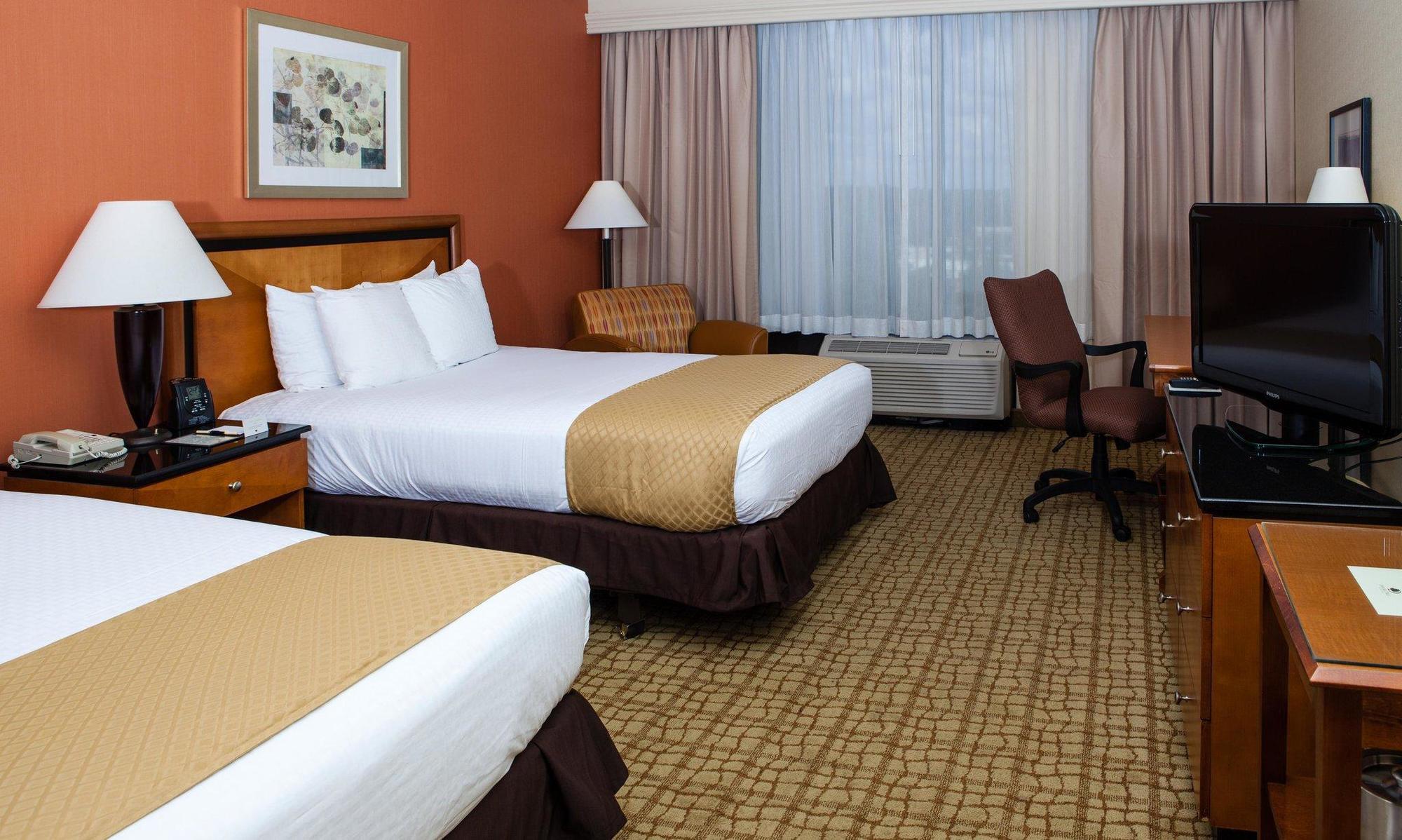 Hotel Doubletree By Hilton Atlanta Airport à College Park Extérieur photo