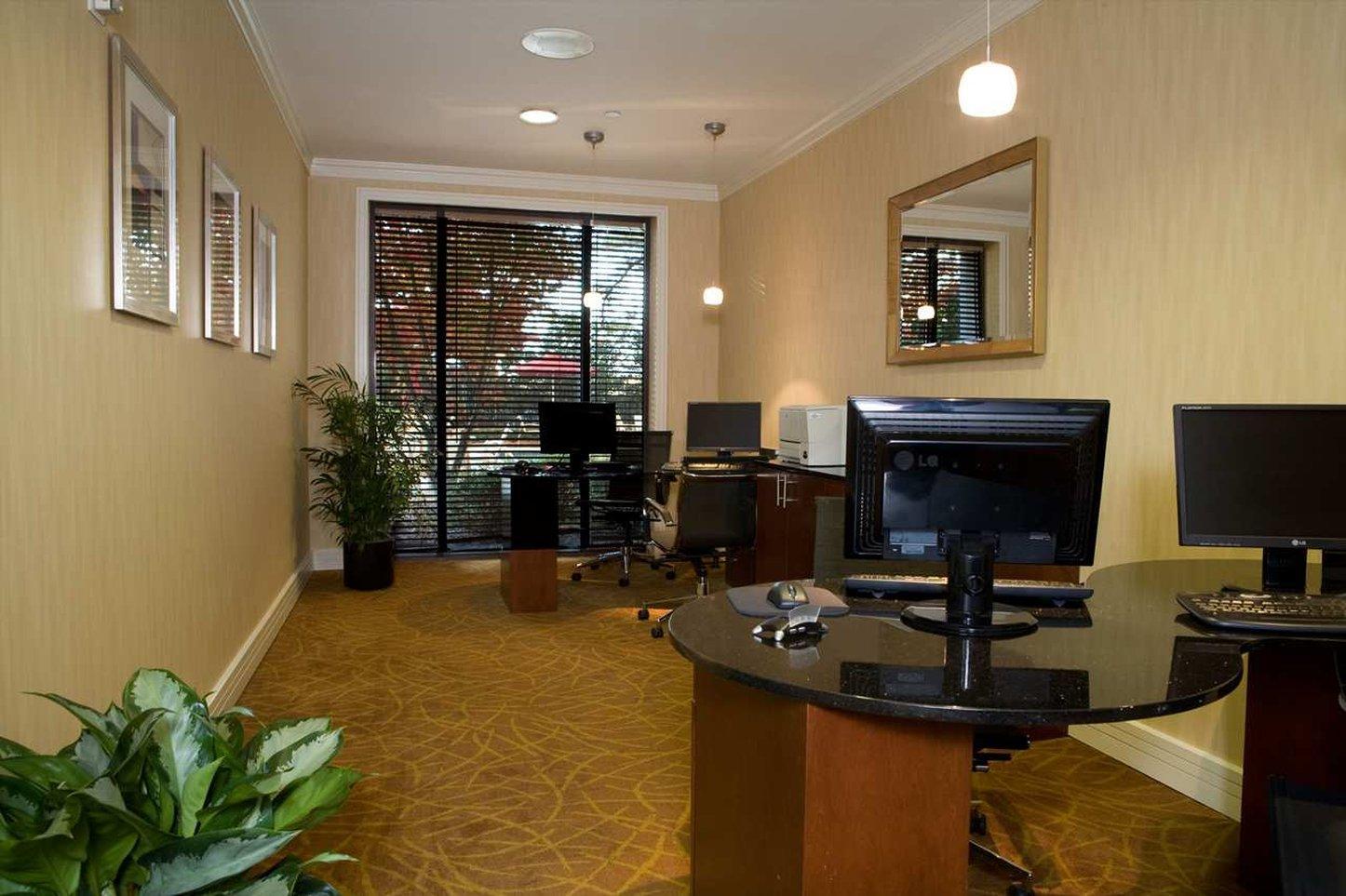 Hotel Doubletree By Hilton Atlanta Airport à College Park Extérieur photo